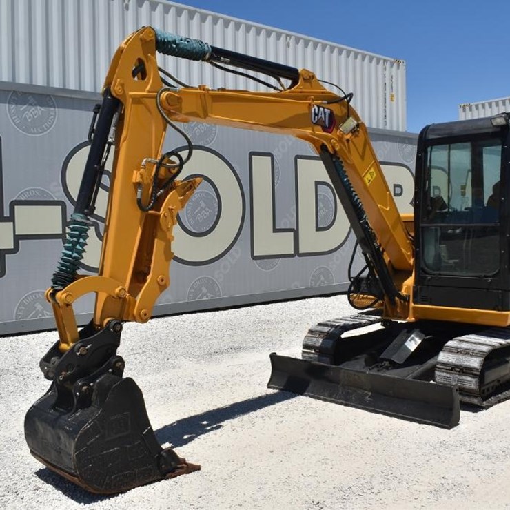 2021 CATERPILLAR 305.5E2