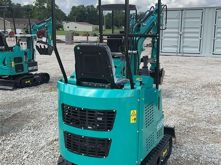 cfg-industrial-h16r-mini-excavator-image-8