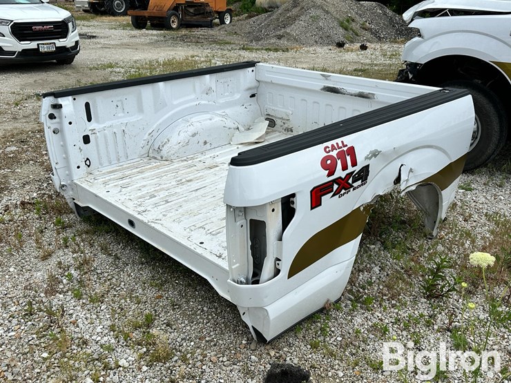 2020-ford-f150-xl-image-14