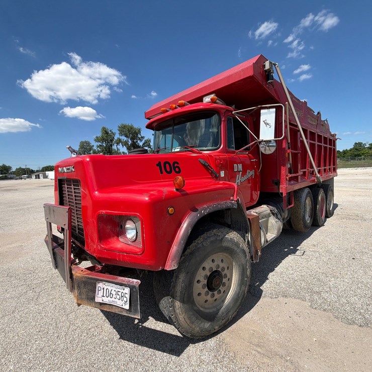 1998 MACK RB688S