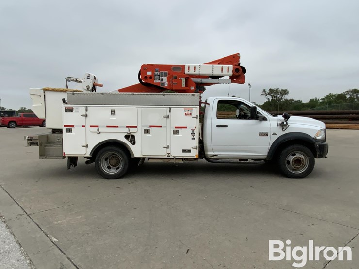 2012-dodge-ram-5500-image-12