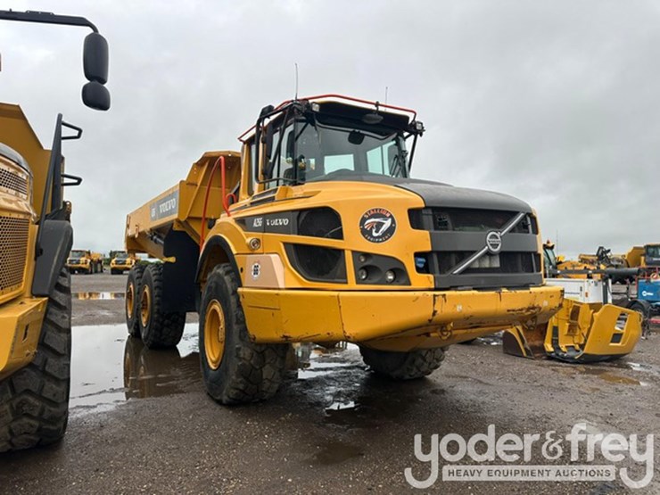 2022-volvo-a25g-image-2