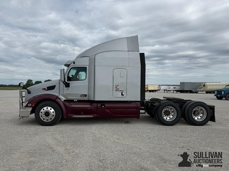 2015-peterbilt-579-image-8