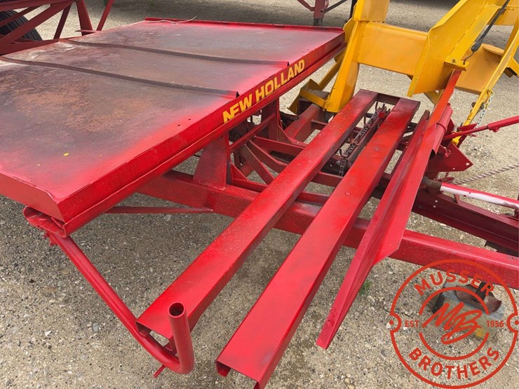 new-holland-1002-image-16