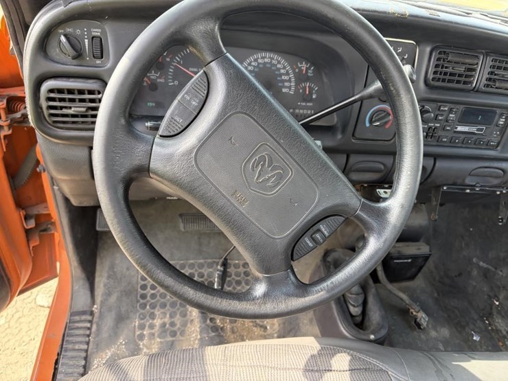 2001-dodge-ram-3500-image-12