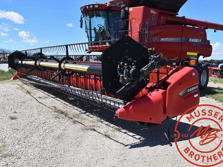 2011-case-ih-3020-image-2