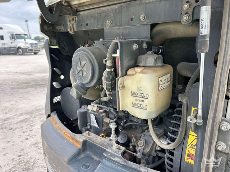 2019-bobcat-e32i-image-10