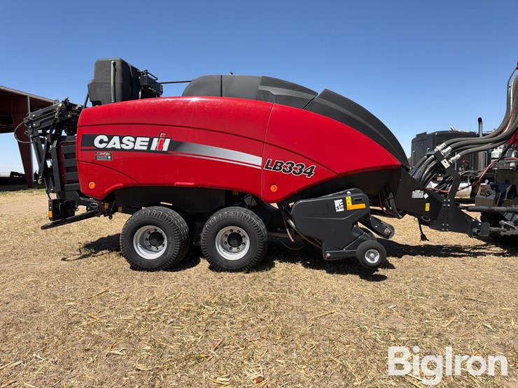 2014-case-ih-lb334-image-2