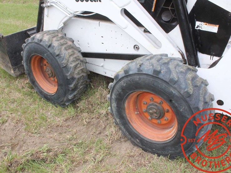 2001-bobcat-873-image-10