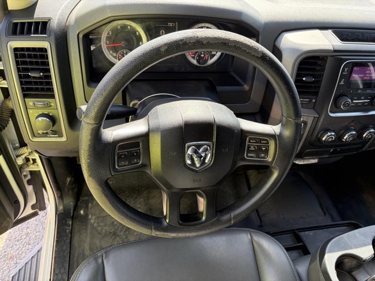2015-dodge-ram-1500-image-15