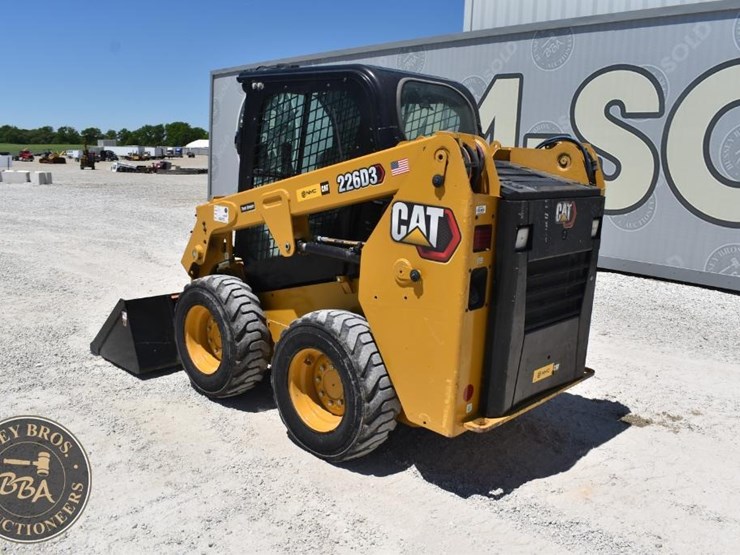2024-caterpillar-226d3-image-13