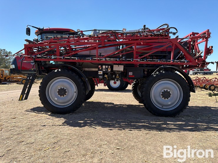 2017-case-ih-patriot-4440-image-8
