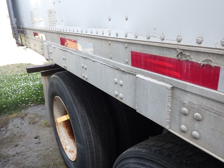 2005-utility-4000d-x-image-11
