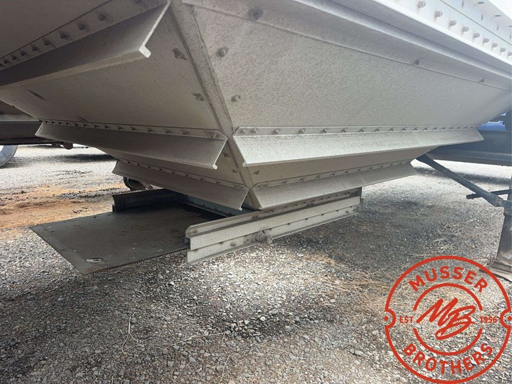 1992-wilson-grain-trailer-image-22