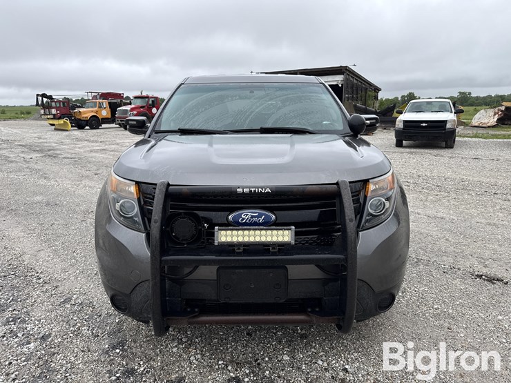 2015-ford-explorer-police-interceptor-image-2