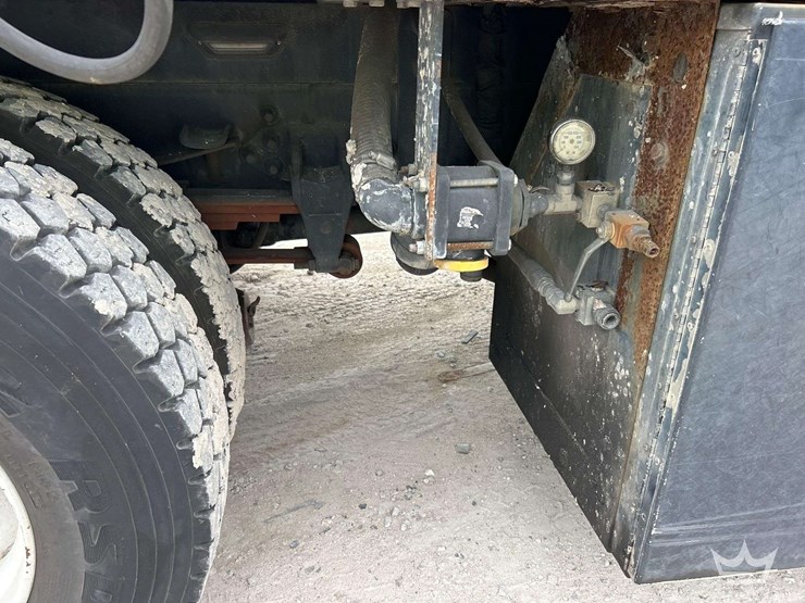2019-ford-f750-image-42