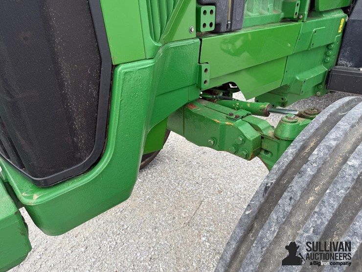1996-john-deere-8300-image-13
