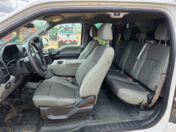2019-ford-f150-image-11