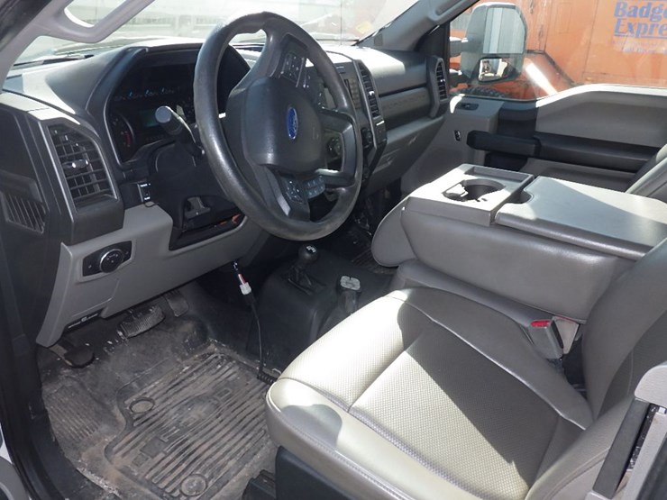 2017-ford-f350-image-13