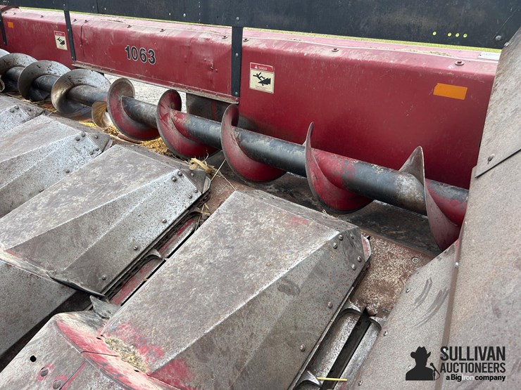 case-ih-1063-image-9