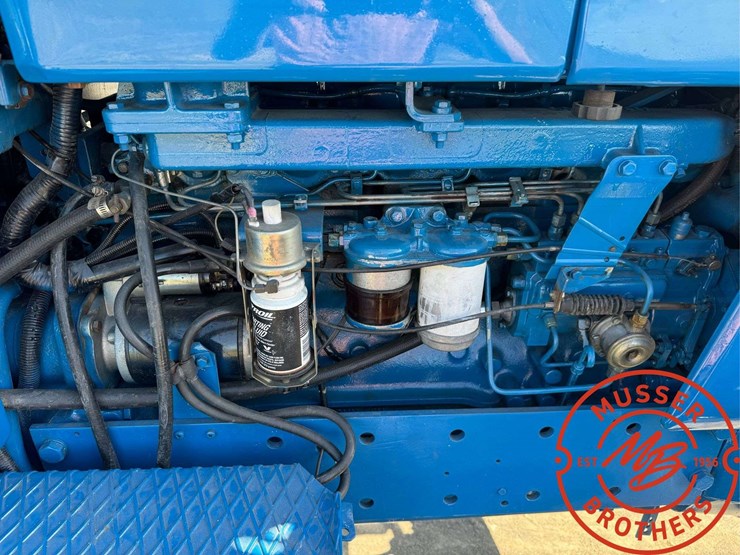 1992-ford-8830-image-53