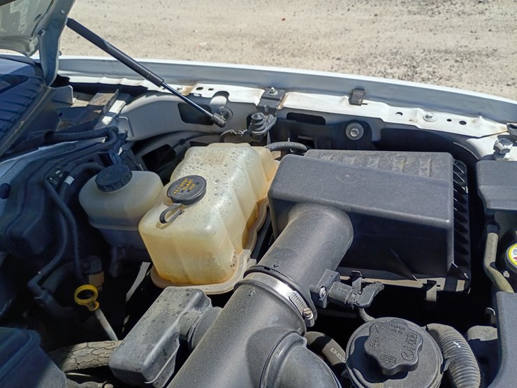 2010-ford-expedition-image-21
