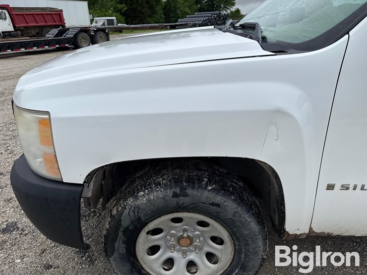 2008-chevrolet-1500-image-13