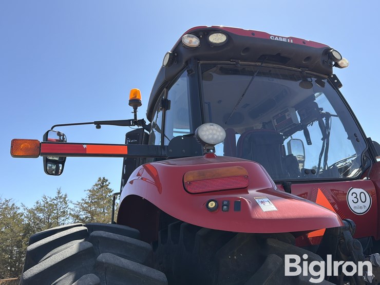 2016-case-ih-magnum-340-cvt-image-12