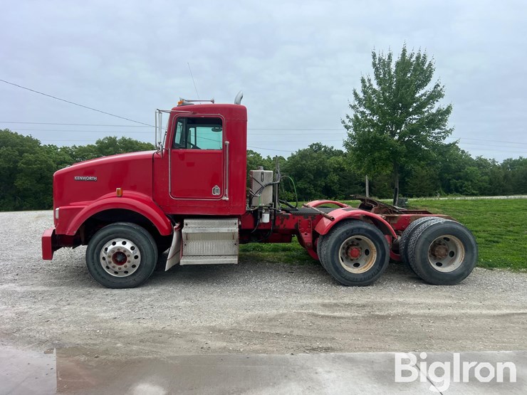 2000-kenworth-t800-image-8