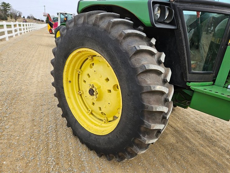 john-deere-2950-image-49