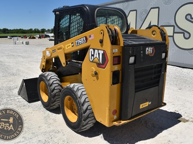 2024-caterpillar-226d3-image-3