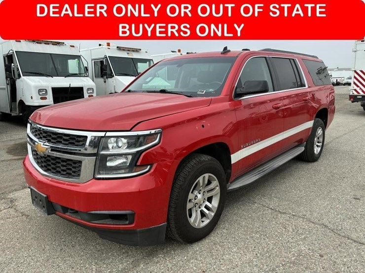 2016-chevrolet-suburban-image-1