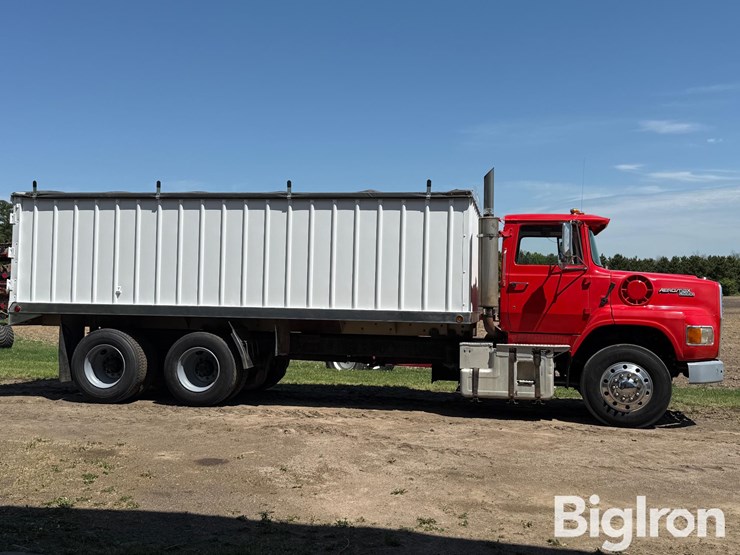 1988-ford-lta9000-image-4