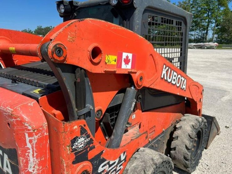2018-kubota-ssv65-image-38