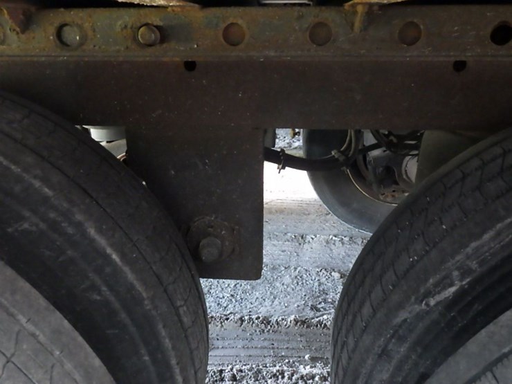 2005-utility-4000d-x-image-17