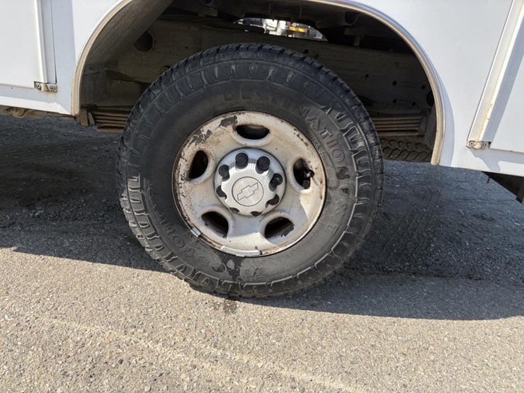 2008-chevrolet-2500hd-image-8