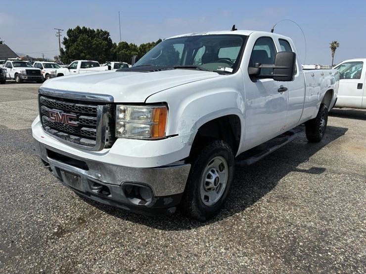 2012-gmc-2500hd-image-1