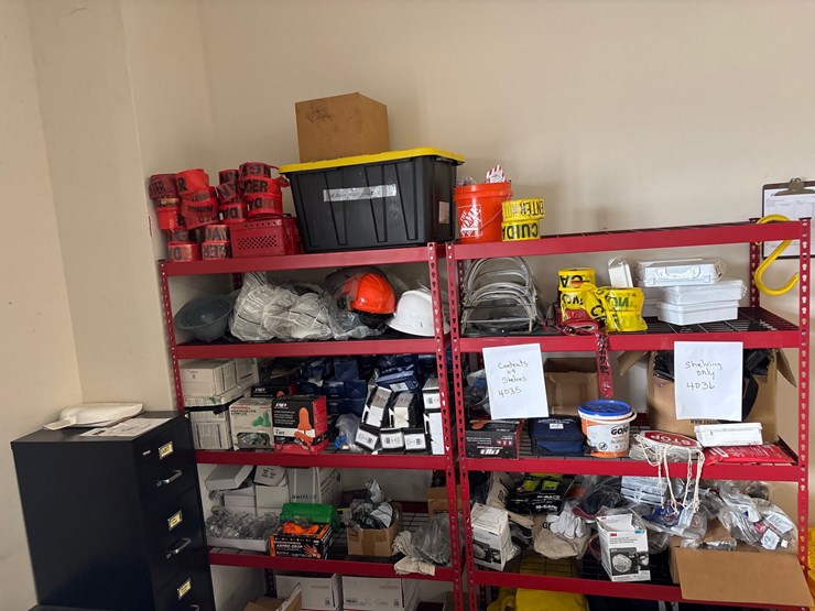 #4035-•-contents-of-two-shelving-units-image-5
