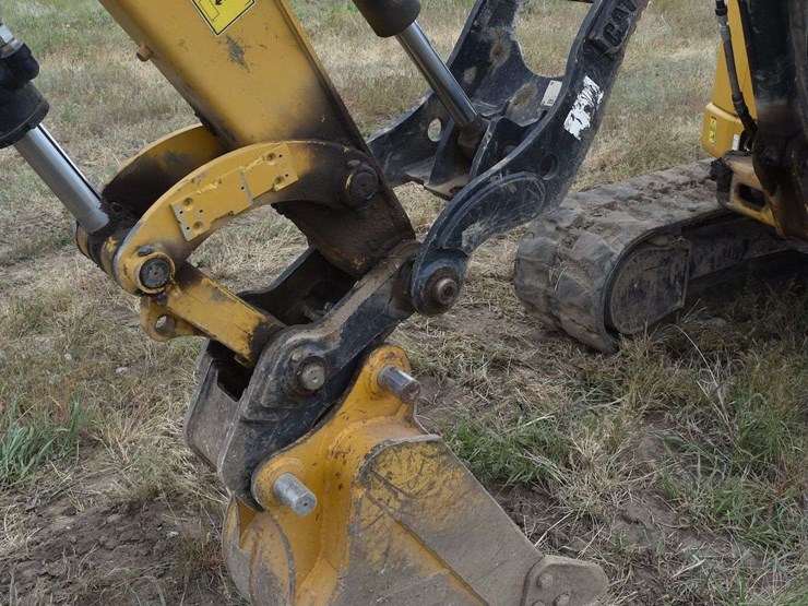 2020-caterpillar-305.5e2-cr-image-16