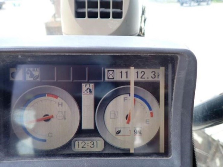 2009-deere-270d-lc-image-9