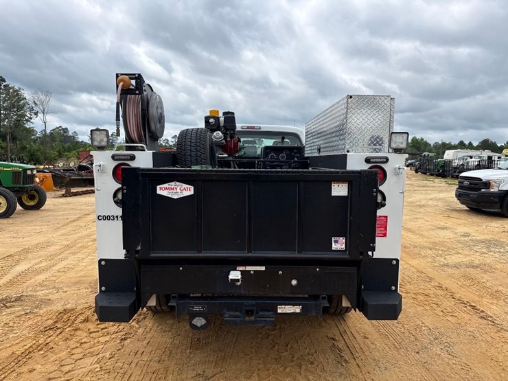 2014-ford-f350-image-5