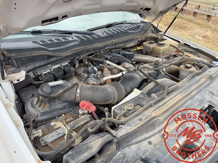 2019-ford-f350-image-15