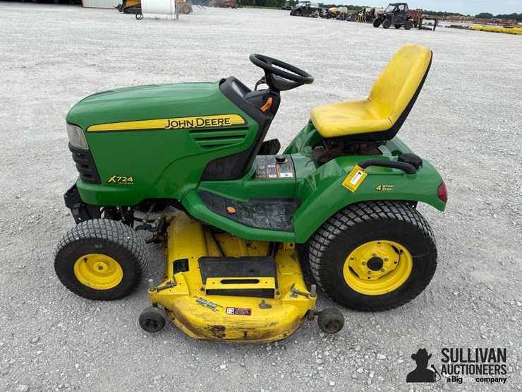 john-deere-x724-image-8