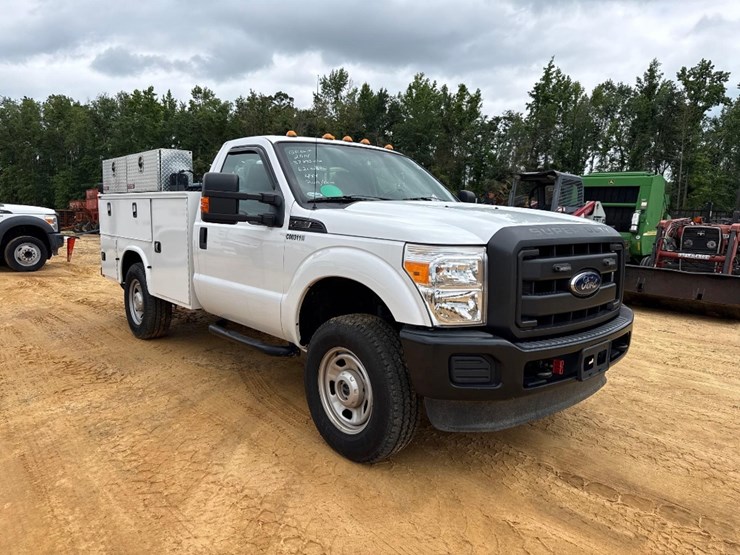 2014-ford-f350-image-1