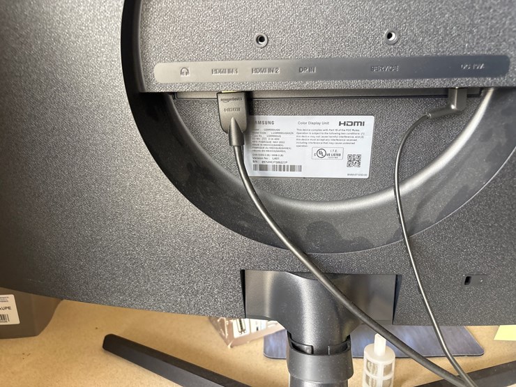 #4038-•-computer-monitors-and-office-supplies-image-5