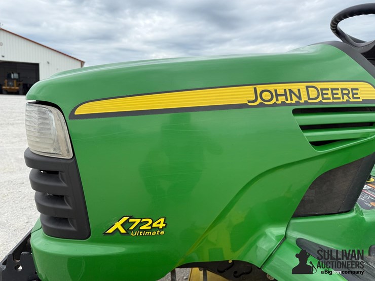 john-deere-x724-image-13