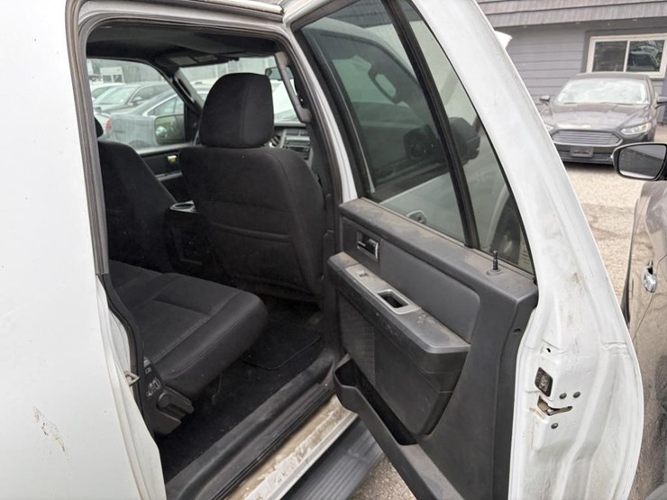 2009-ford-expedition-el-xlt-image-11