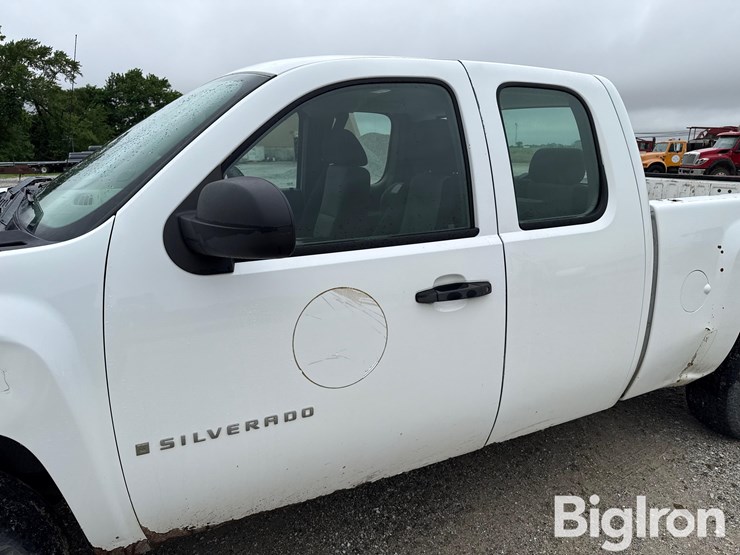 2008-chevrolet-1500-image-12