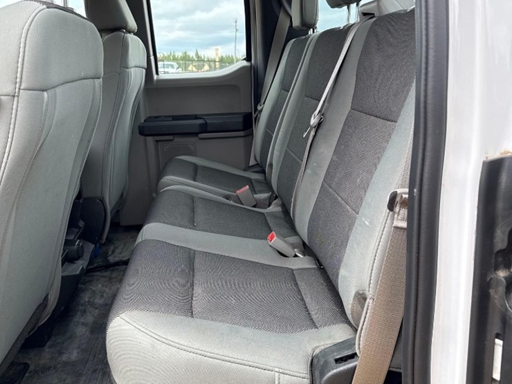 2019-ford-f150-image-12