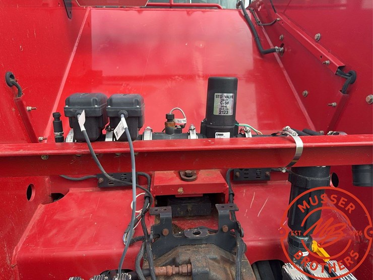 2016-case-ih-2016-image-24